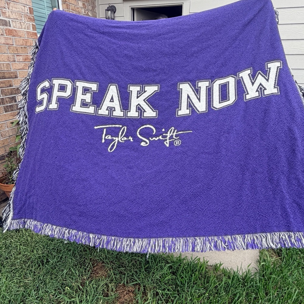 Taylor Swift Speak Now Swiftie BLANKET 50"x60" Limited Edition Woven